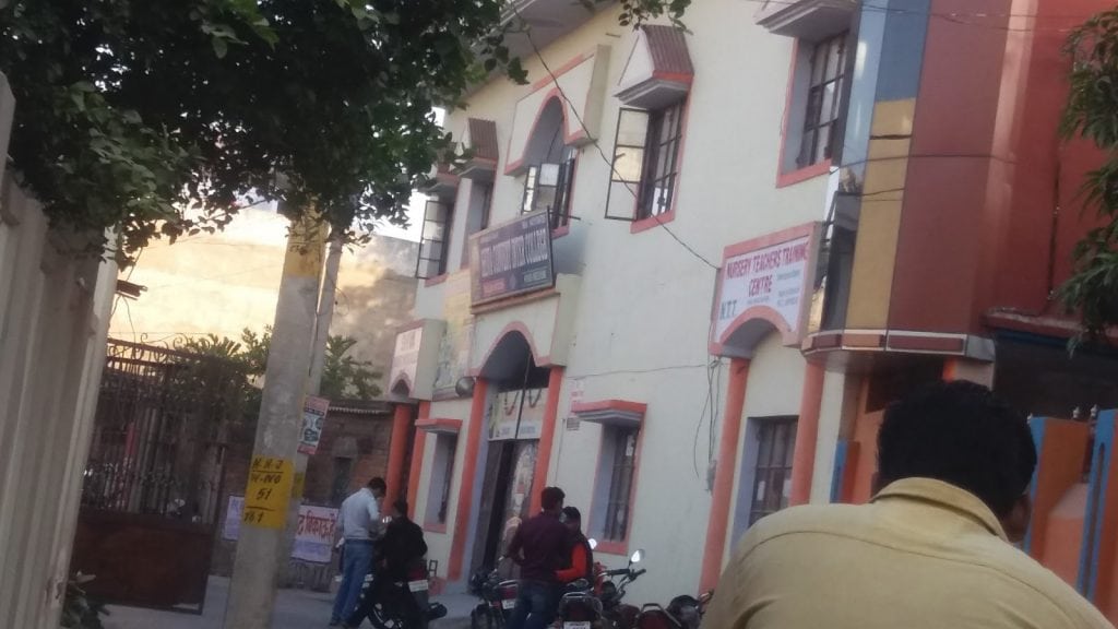 Shiva Convent Inter College Mission Compound, Jhansi Reviews, Fee