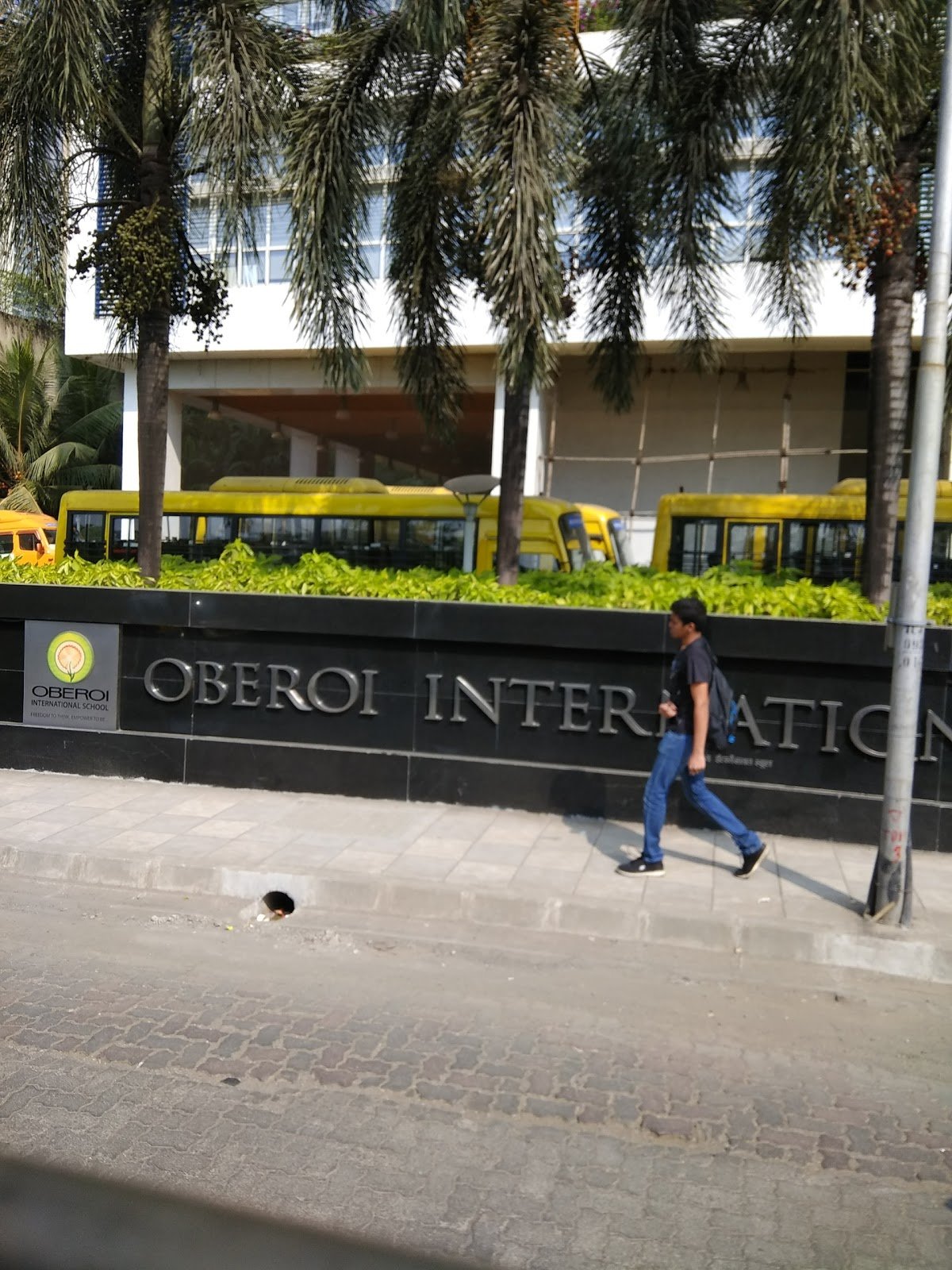 oberoi international school fees